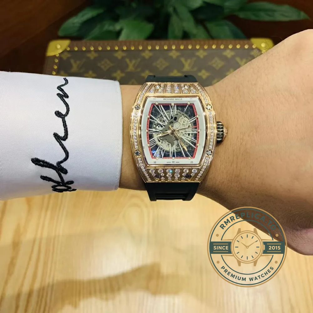 Richard Mille clone RM 023 back view with exhibition caseback and automatic movement – richard mille clone
