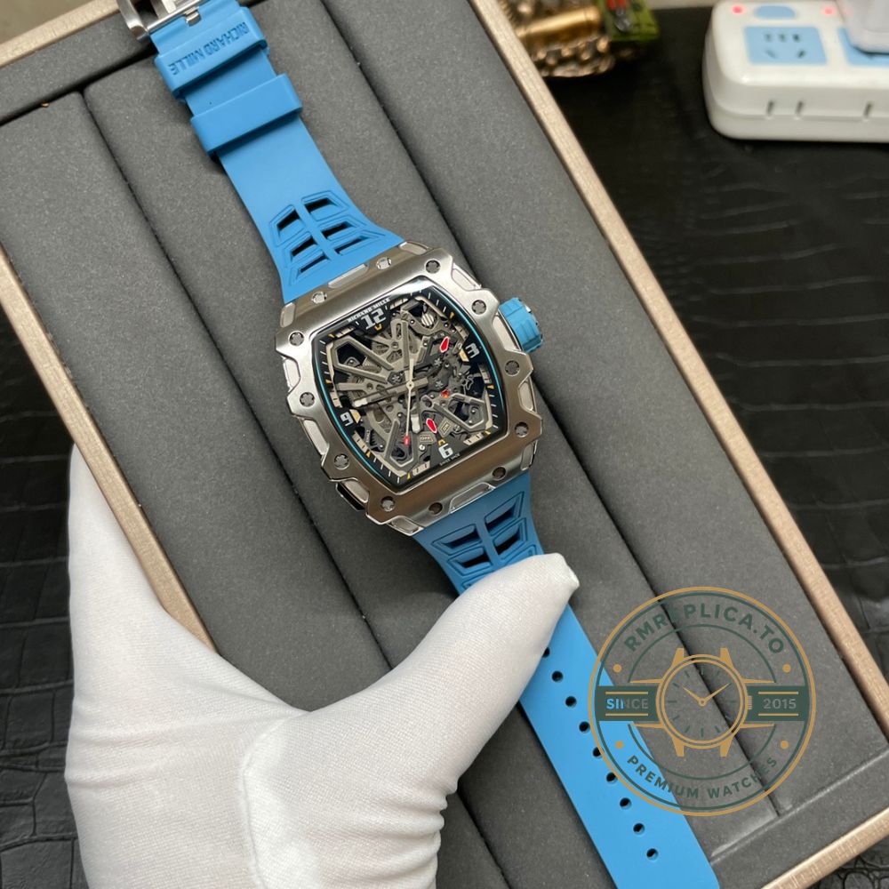 Imitation Richard Mille RM 35-03 Rafael Nadal blue rubber strap detail – imitation richard mille