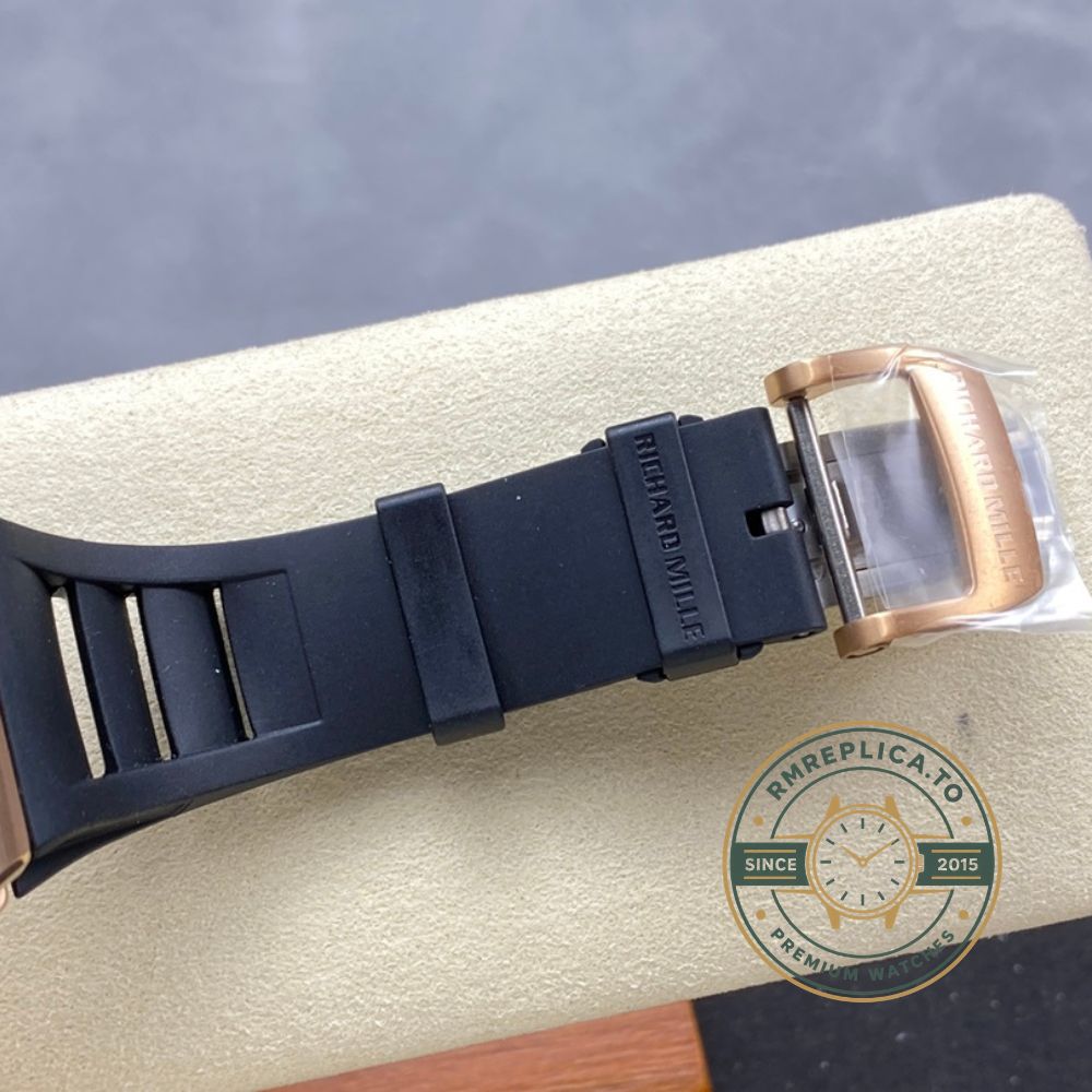 Replica Richard Mille watch RM035 Americas Edition rose gold case black rubber strap macro dial detail – replica richard mille watch